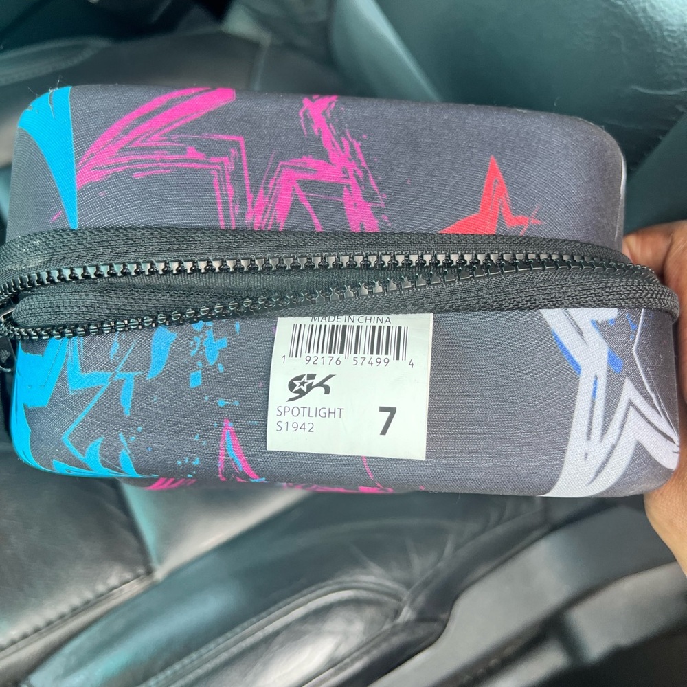 Size 7 cheer shoes